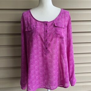 •Old Navy• Raspberry Geometric Semi-Sheer Lightweight Popover - Size Large